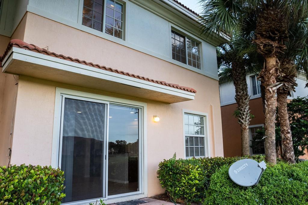 BRIELLA 1 CONDO - Residential Lease