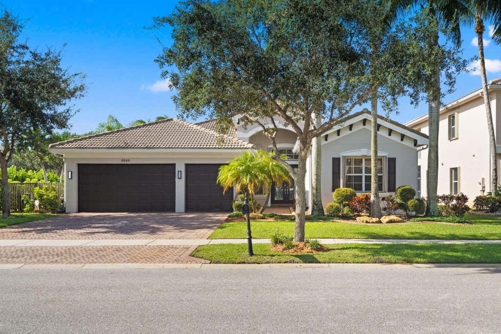 Photo of 8844 STARHAVEN Cove, Boynton Beach, FL 33473 (MLS # B26062605)
