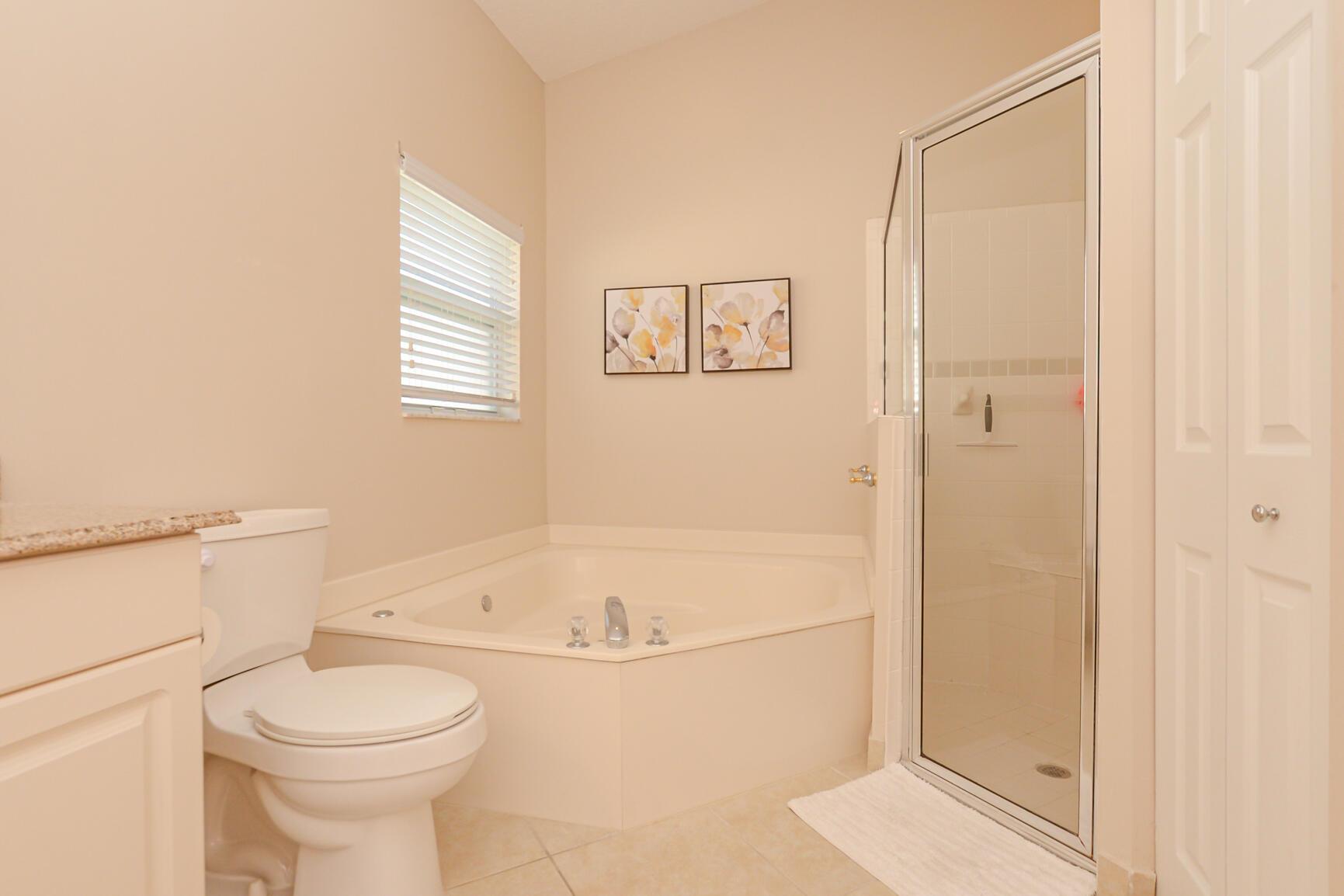 CASADES AT ST LUCIE WEST - Residential Lease