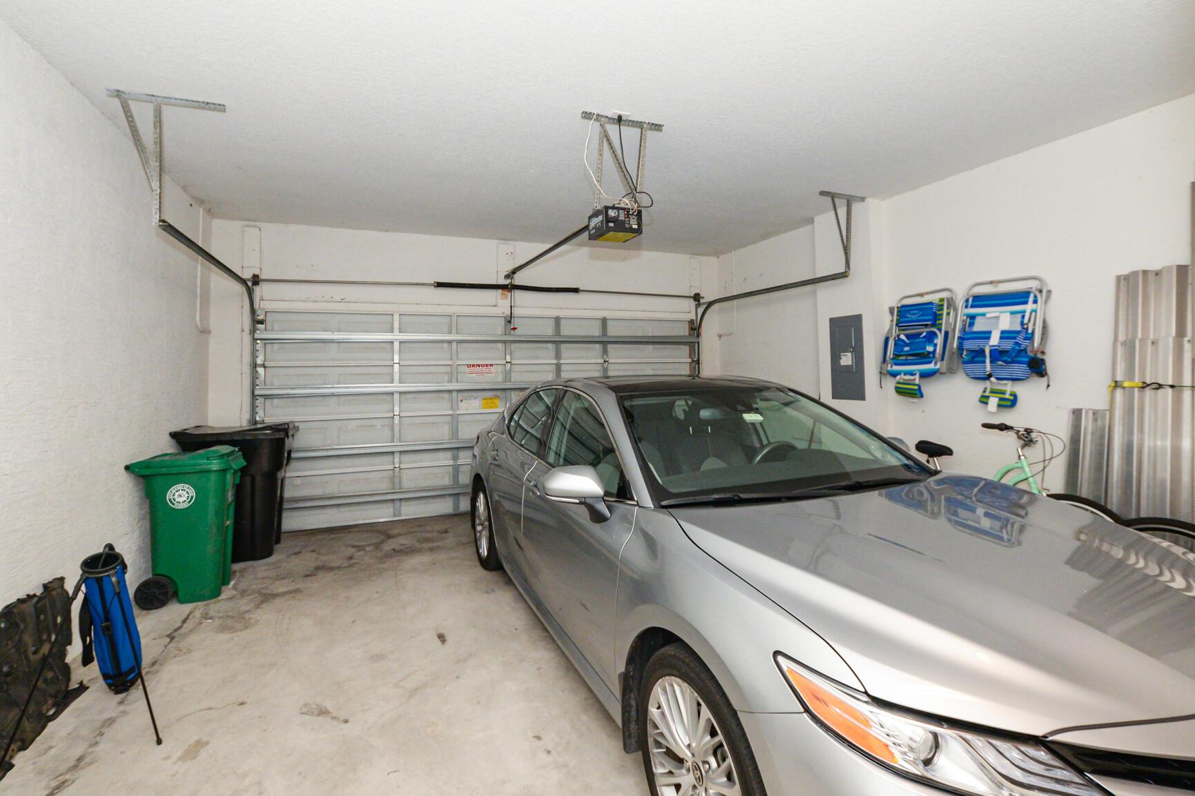 CASADES AT ST LUCIE WEST - Residential Lease