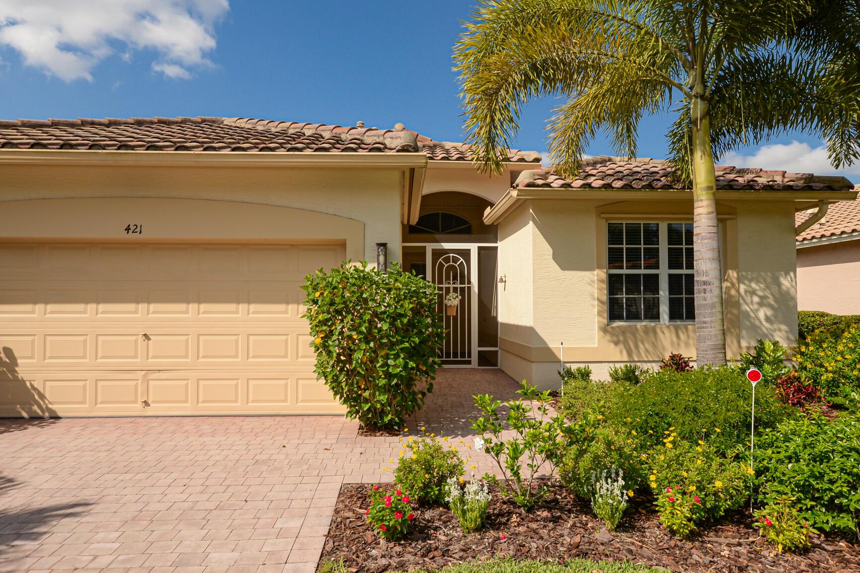 CASADES AT ST LUCIE WEST - Residential Lease