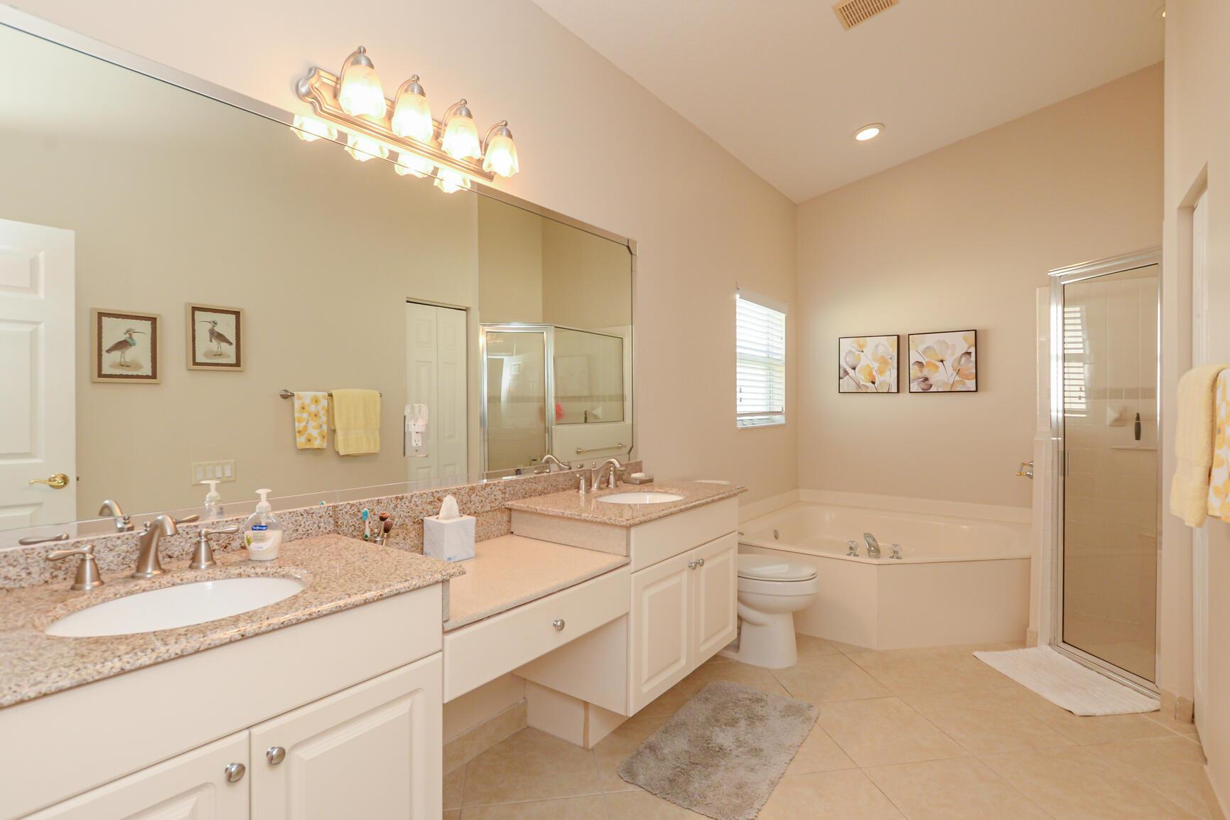 CASADES AT ST LUCIE WEST - Residential Lease