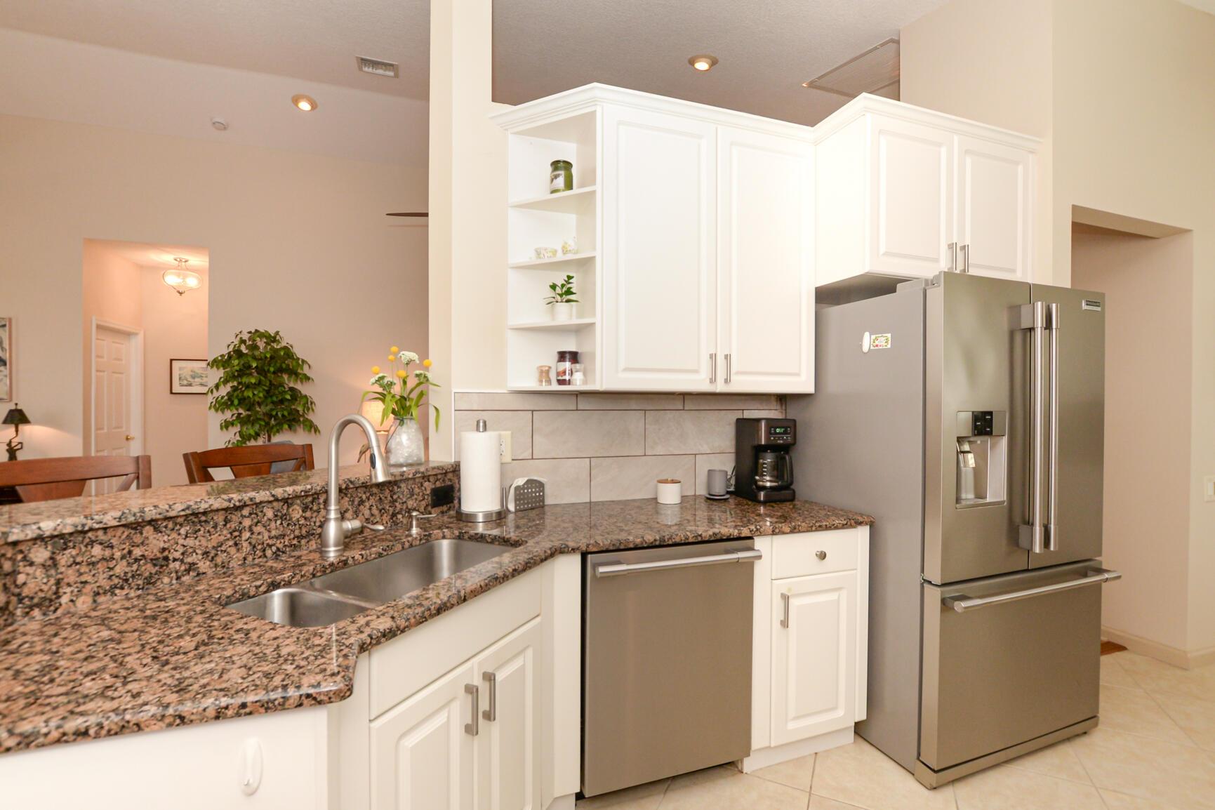 CASADES AT ST LUCIE WEST - Residential Lease