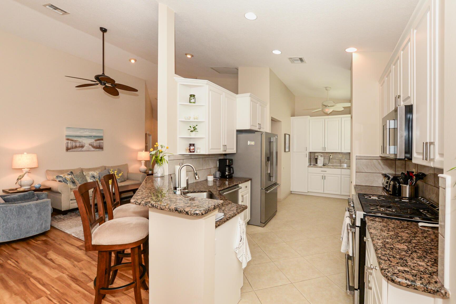 CASADES AT ST LUCIE WEST - Residential Lease