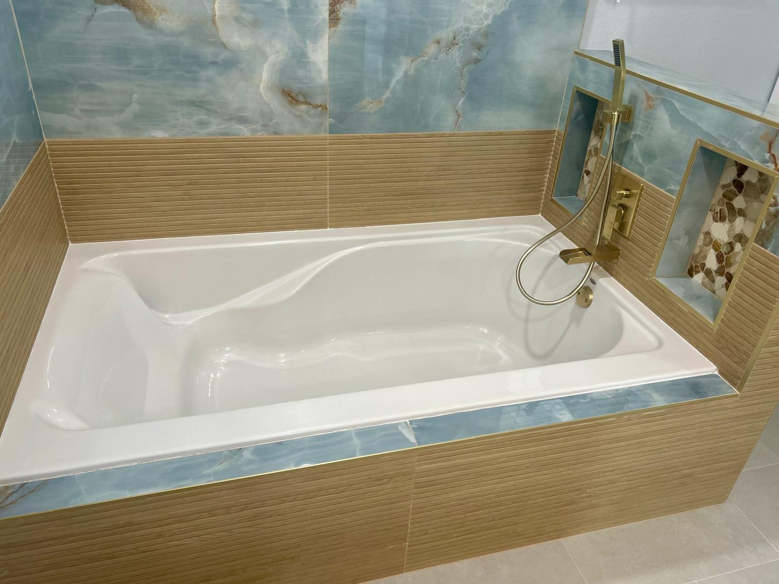 PORT ST LUCIE SECTIO - Residential Lease