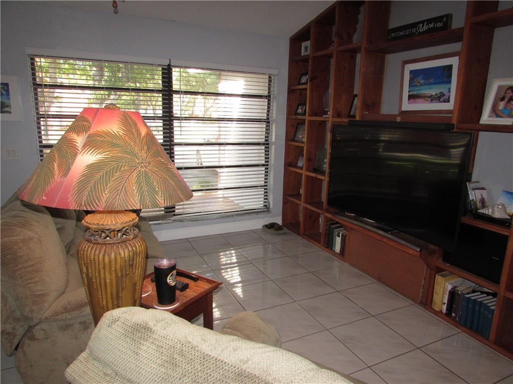 Sunrise Golf Village - Residential