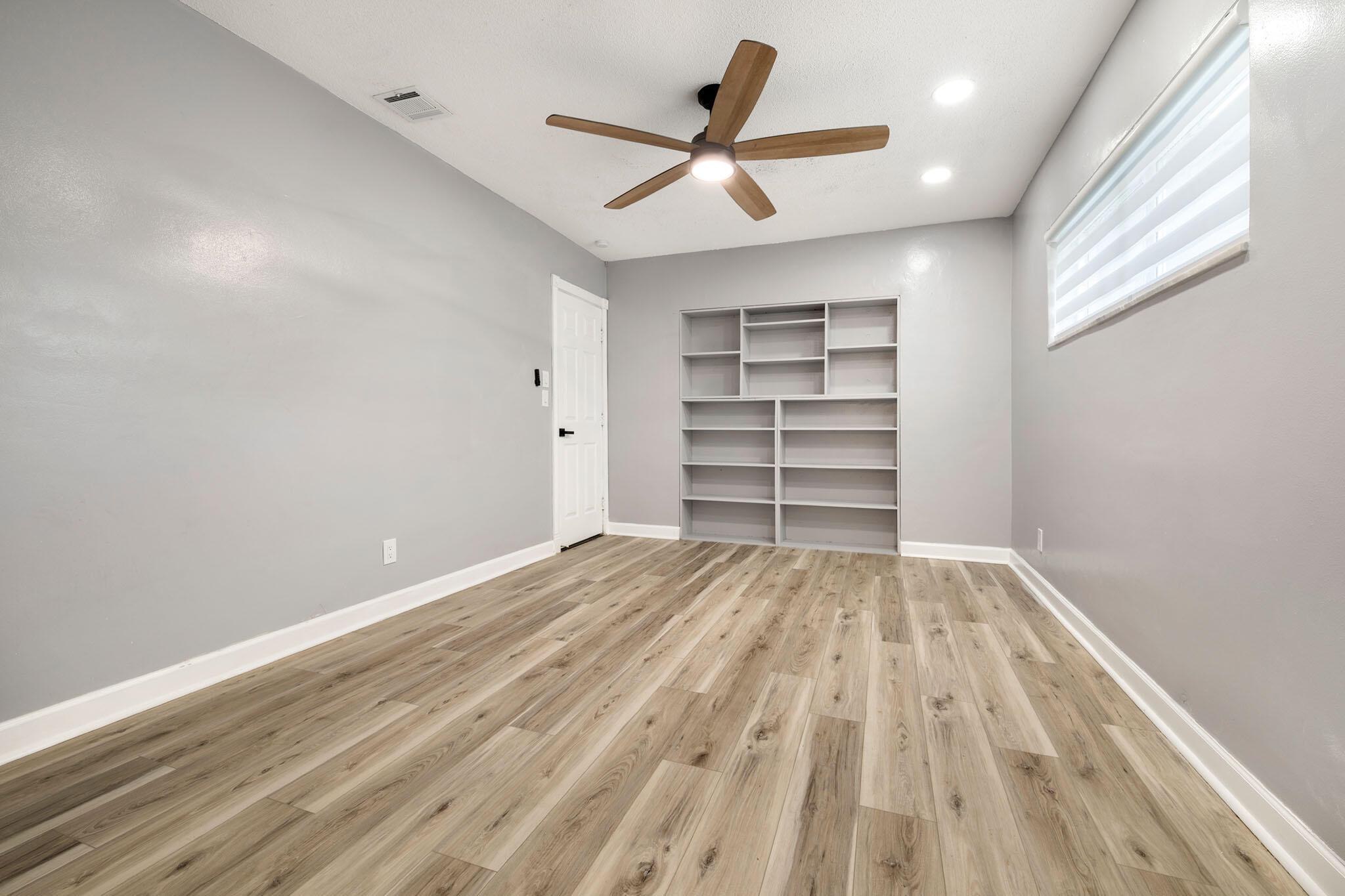 BOCA RATON SQUARE - Residential Lease