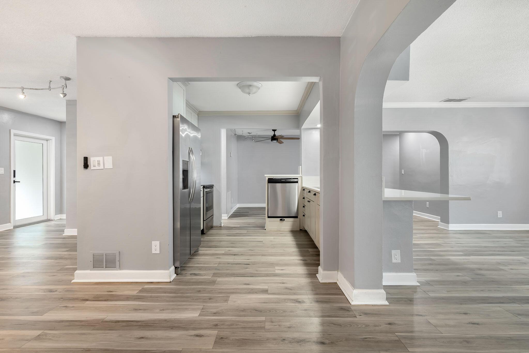 BOCA RATON SQUARE - Residential Lease