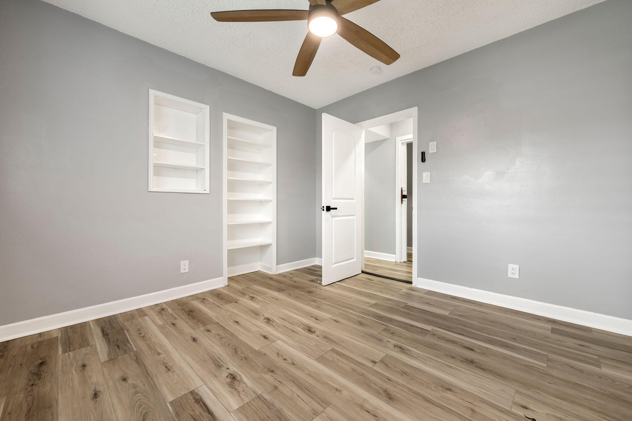 BOCA RATON SQUARE - Residential Lease