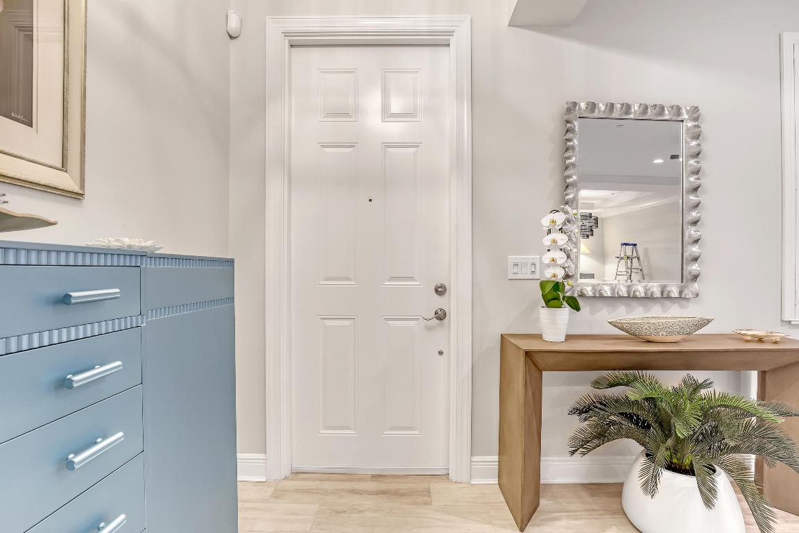 CARRIAGE HOMES AT FRENCHMANS HARBOR CONDO - Residential