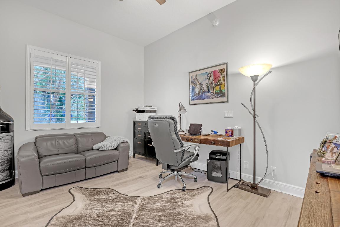 CARRIAGE HOMES AT FRENCHMANS HARBOR CONDO - Residential