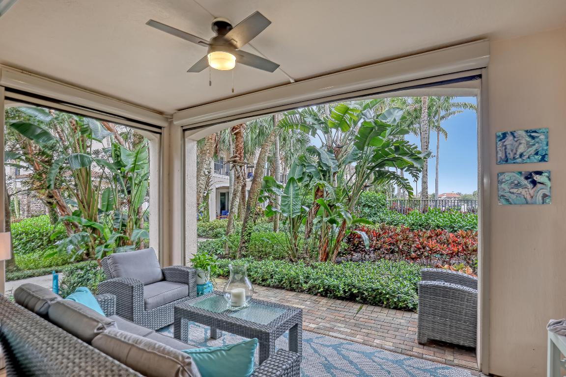 CARRIAGE HOMES AT FRENCHMANS HARBOR CONDO - Residential