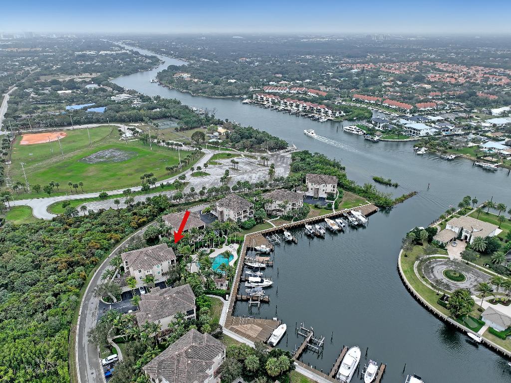 CARRIAGE HOMES AT FRENCHMANS HARBOR CONDO - Residential