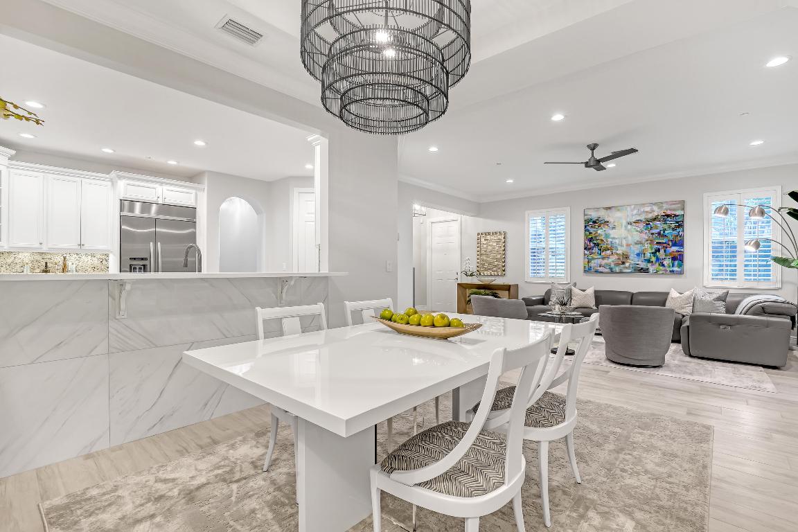 CARRIAGE HOMES AT FRENCHMANS HARBOR CONDO - Residential