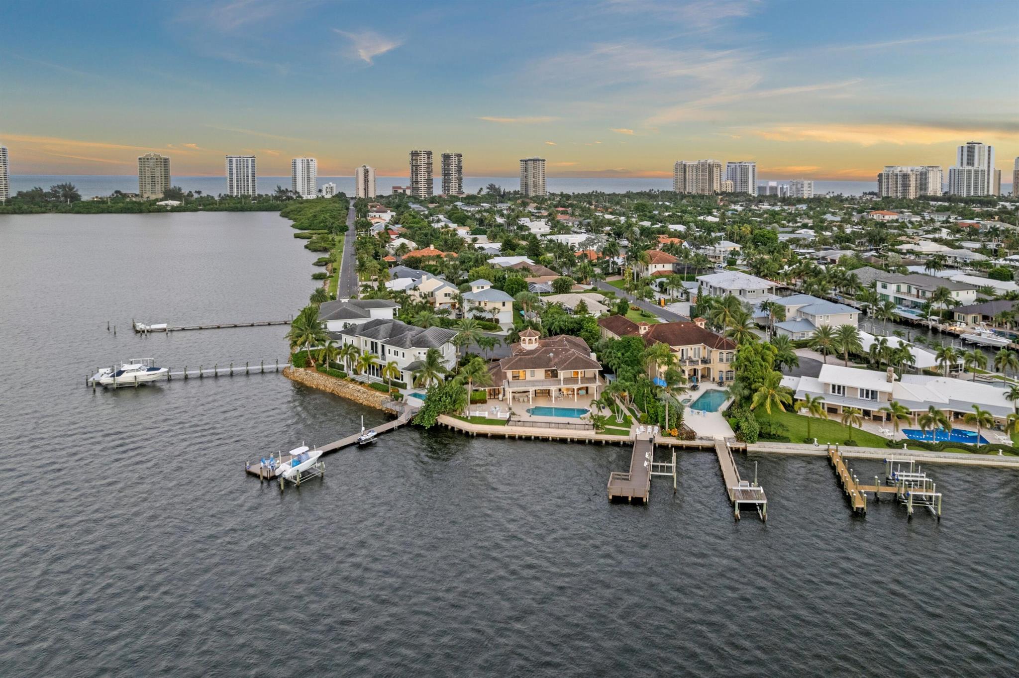 PINE POINT - Residential