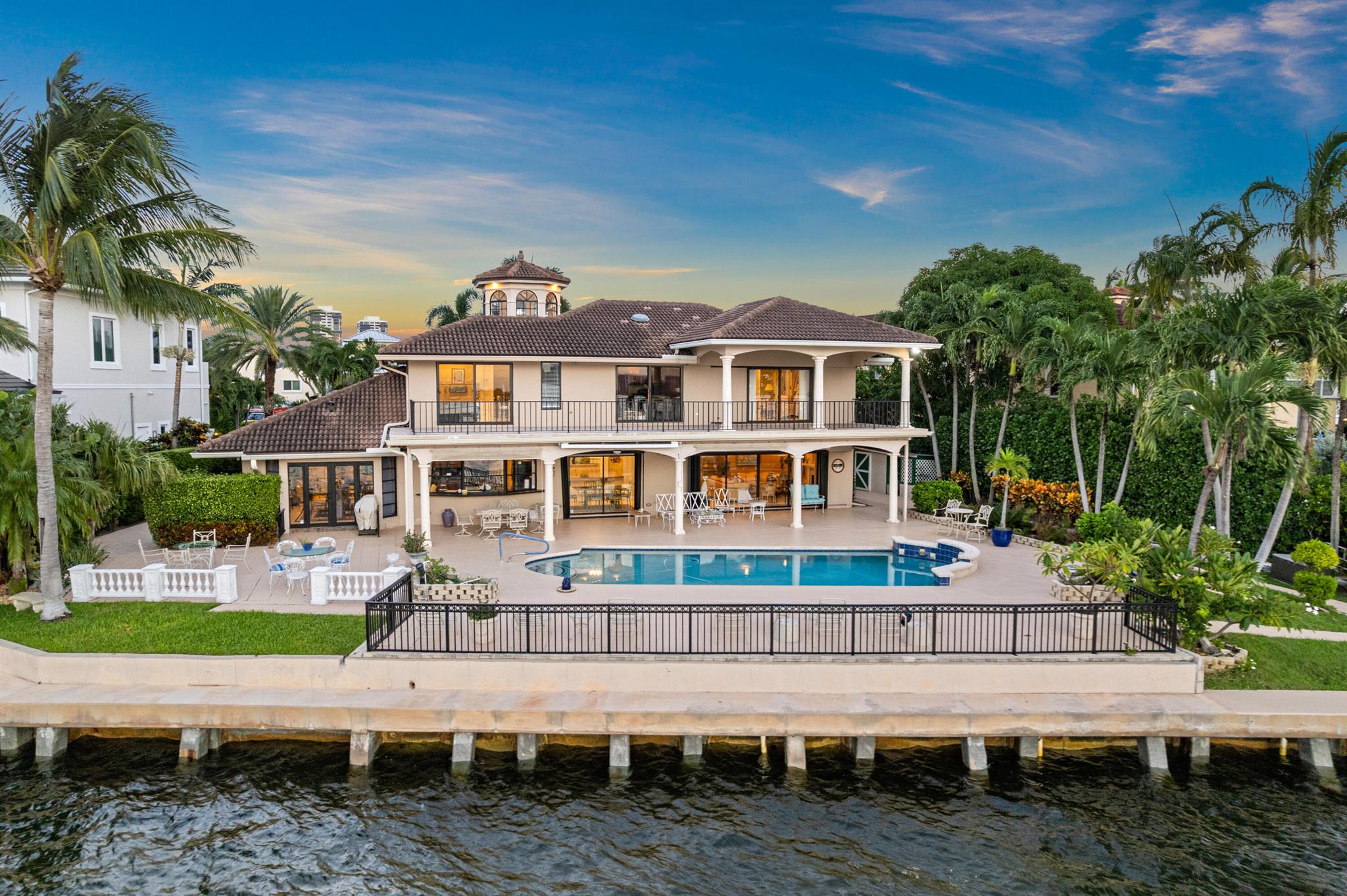 1010 Pine Point Road
