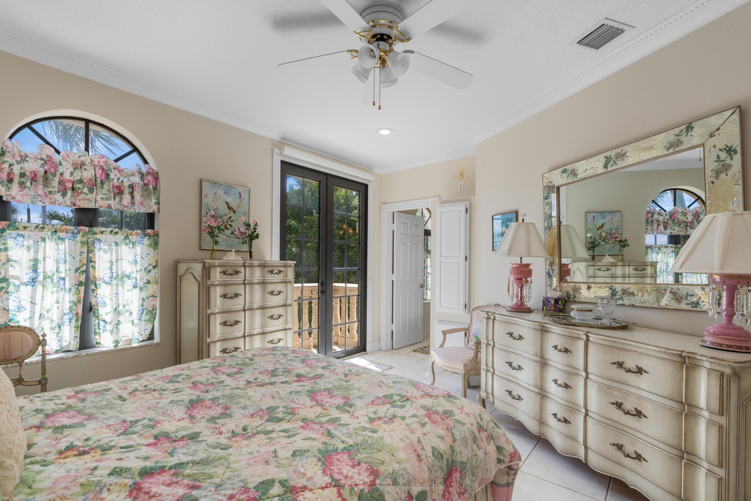 PINE POINT - Residential