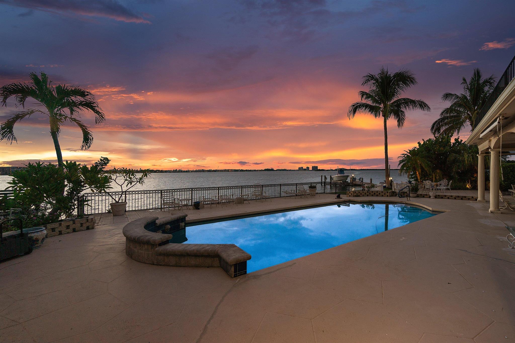 1010 Pine Point Road