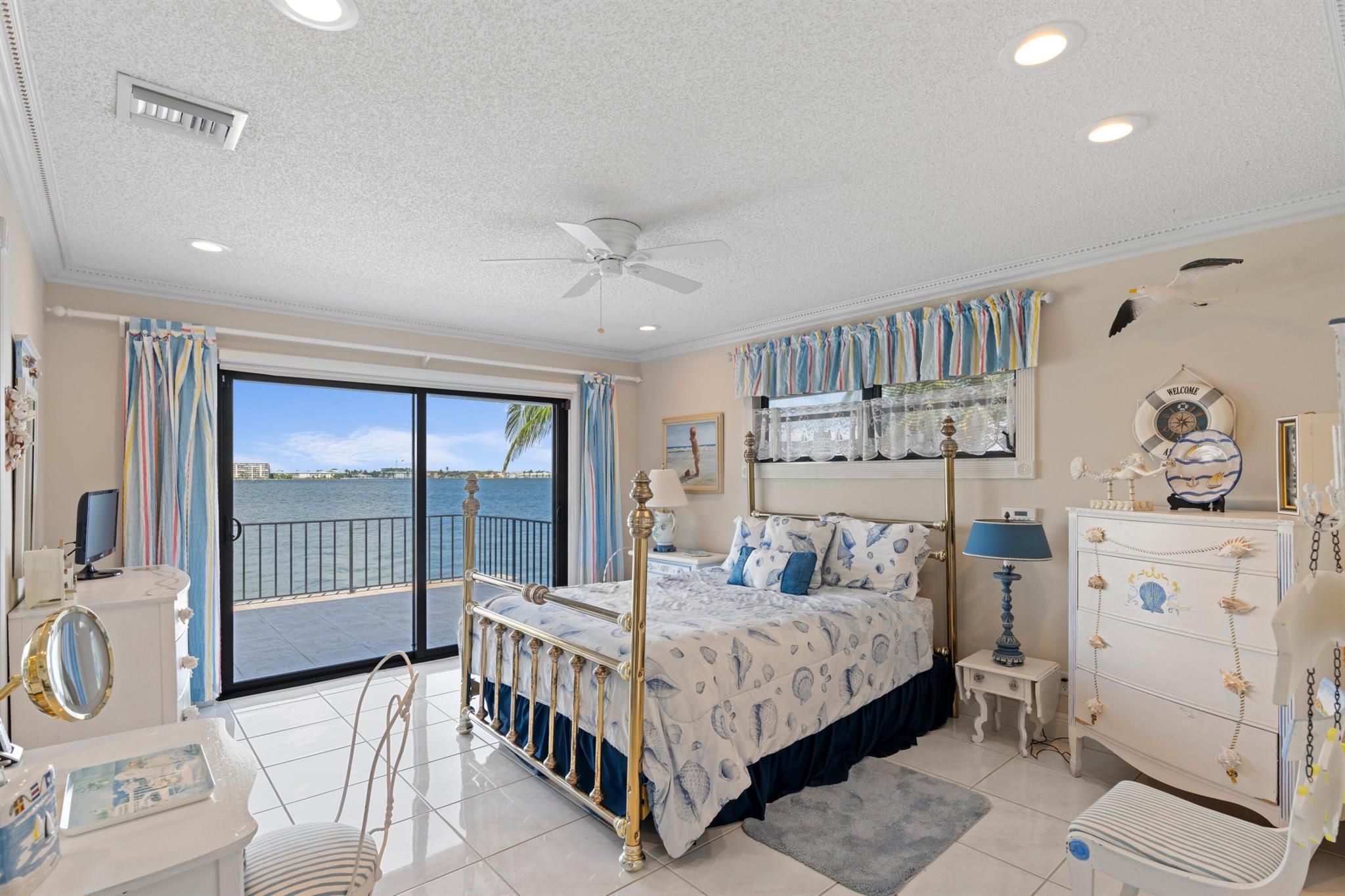 PINE POINT - Residential