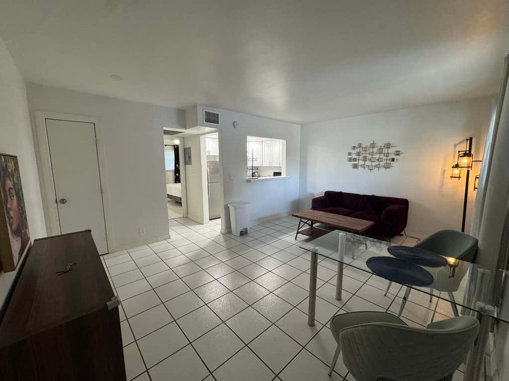 Photo of 811 SE 16TH Street #206, Fort Lauderdale, FL 33316 (MLS # B26065149)