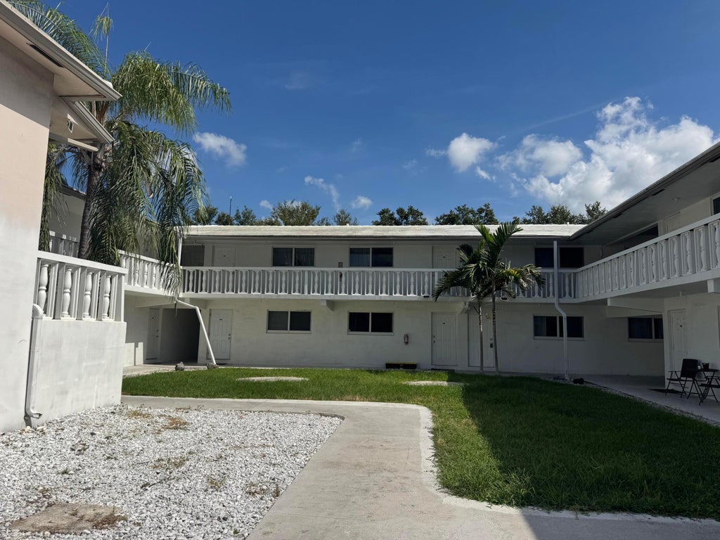 Photo of 811 SE 16TH Street #206, Fort Lauderdale, FL 33316 (MLS # B26065149)