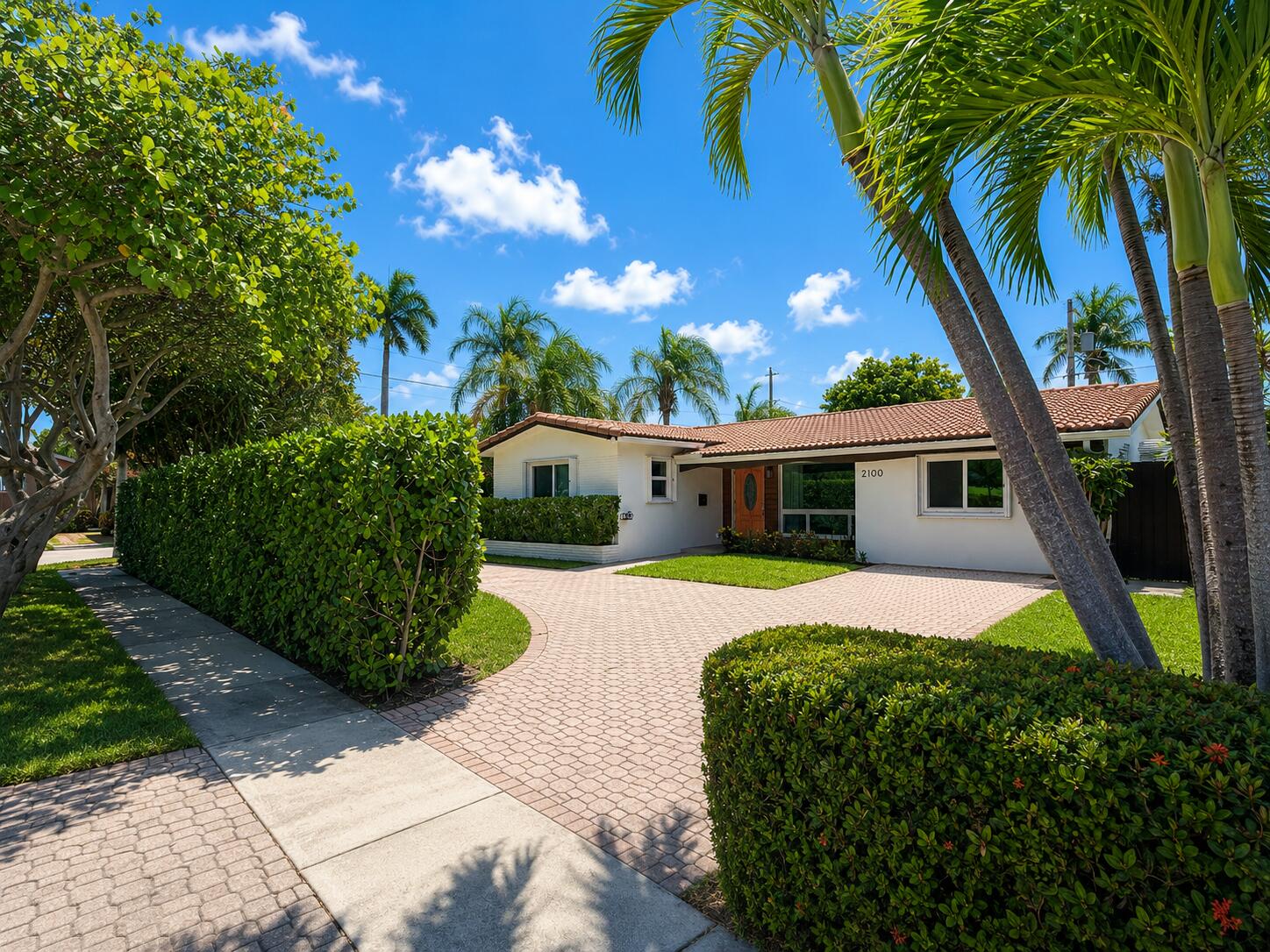 2100 N 14th Terrace, Hollywood FL 33020