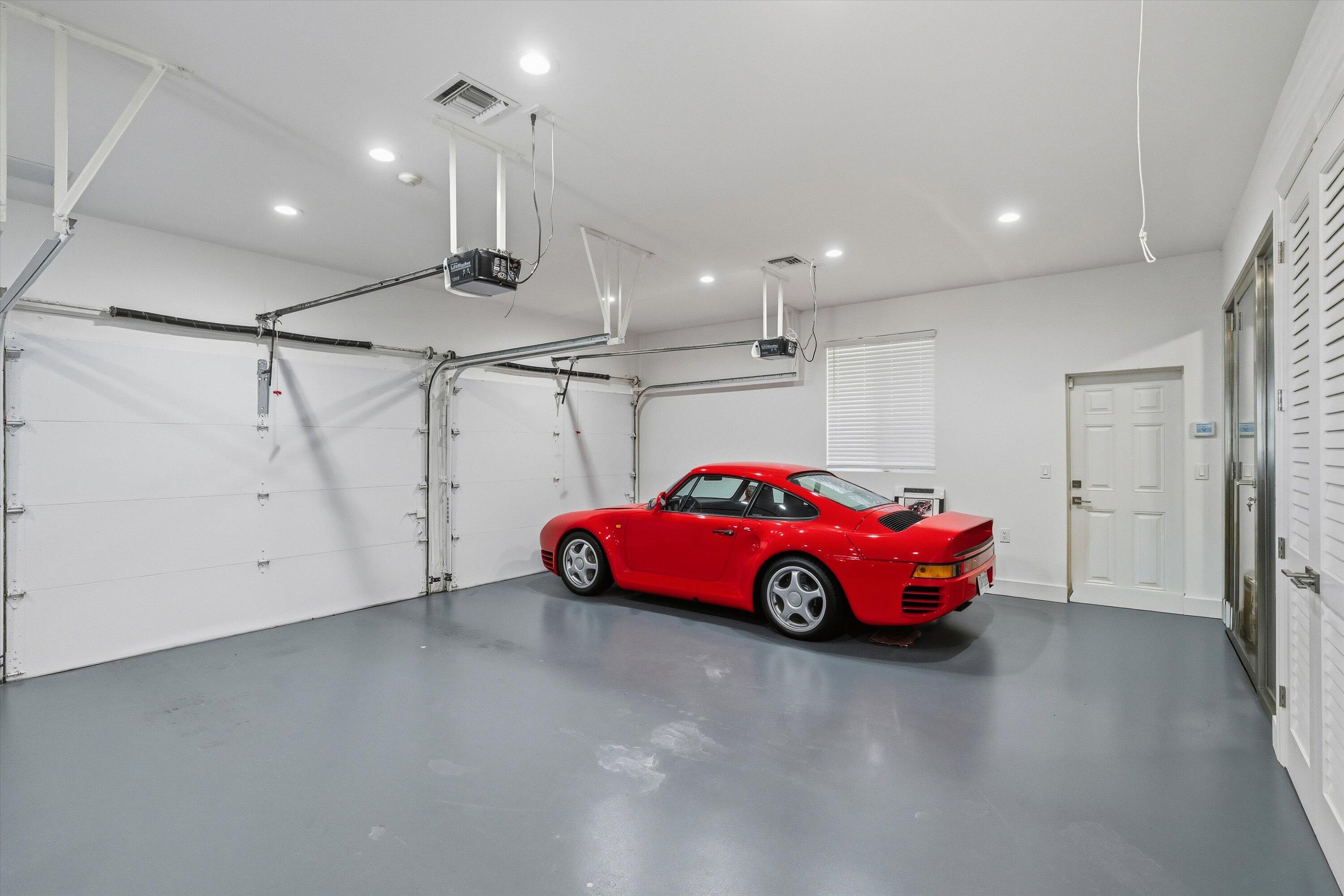 WELLINGTON AERO CLUB OF THE LANDINGS AT WELLINGTON - Residential