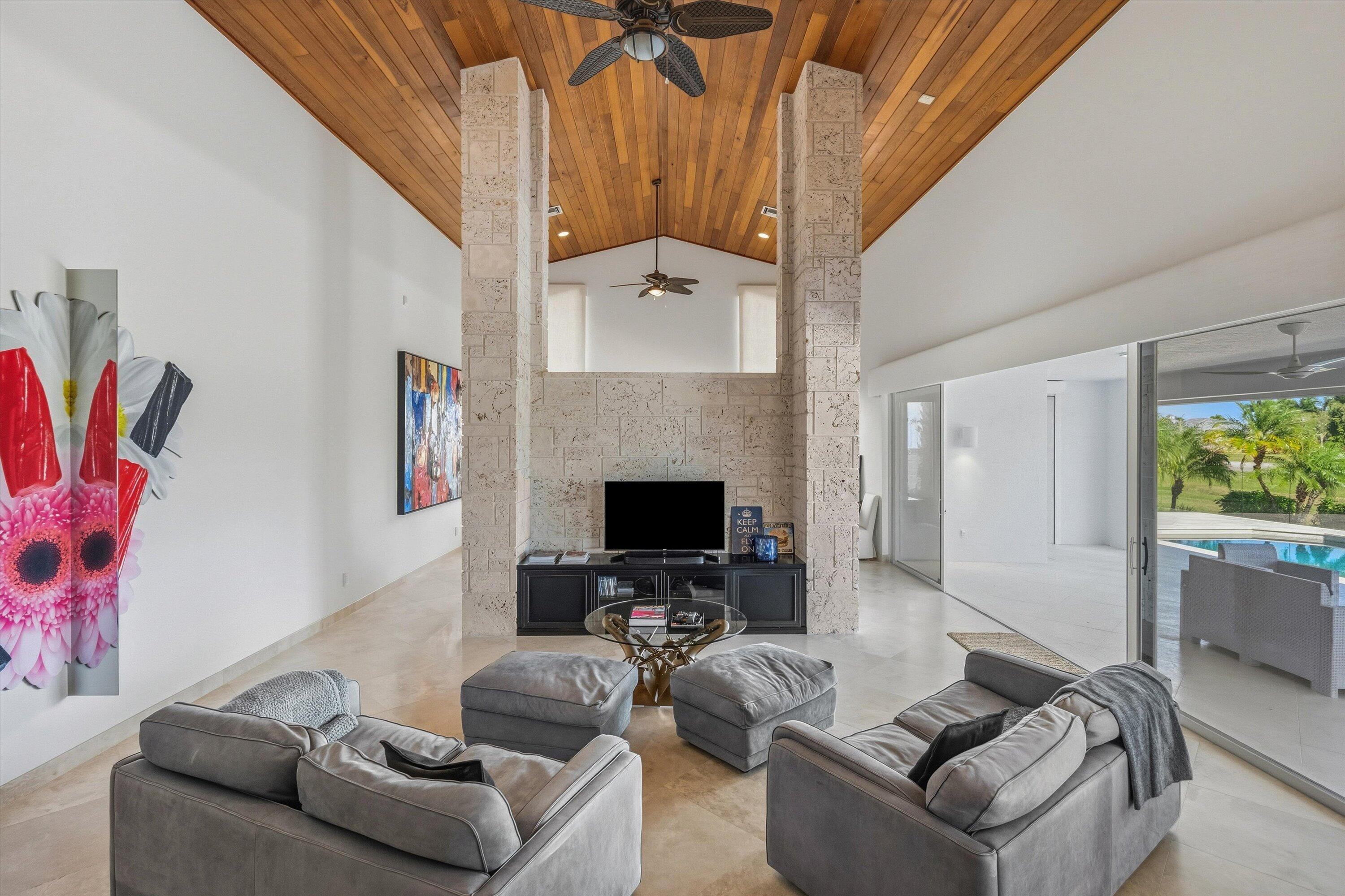 WELLINGTON AERO CLUB OF THE LANDINGS AT WELLINGTON - Residential