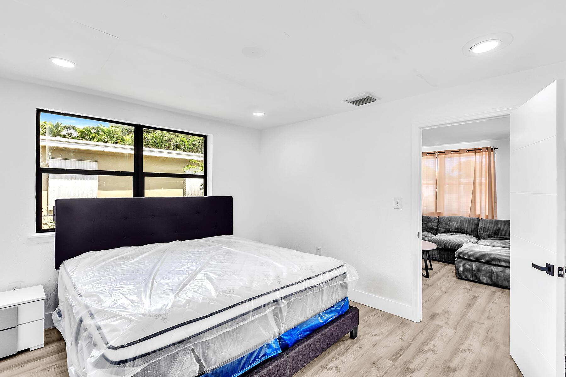 NICHOLS HEIGHTS - Residential