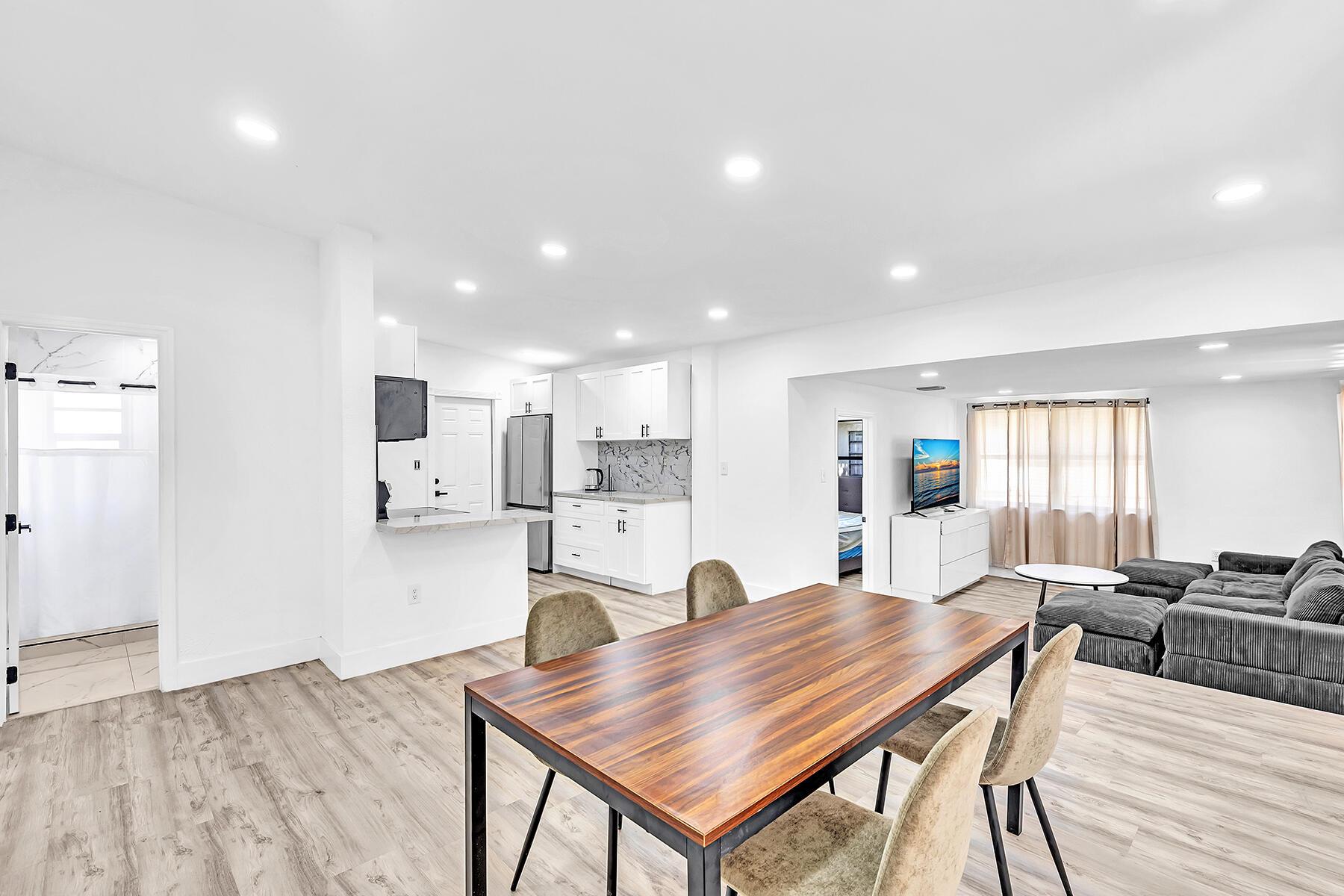 NICHOLS HEIGHTS - Residential