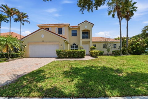 Photo of 126 Magnolia Way, Jupiter, FL 33469 (MLS # B26043162)