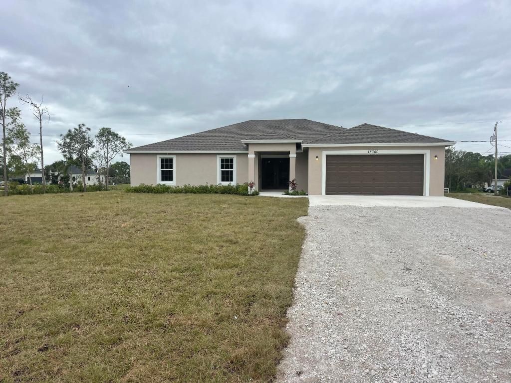 Photo of 14042 82nd Street N, Loxahatchee, FL 33470 (MLS # R11053751)