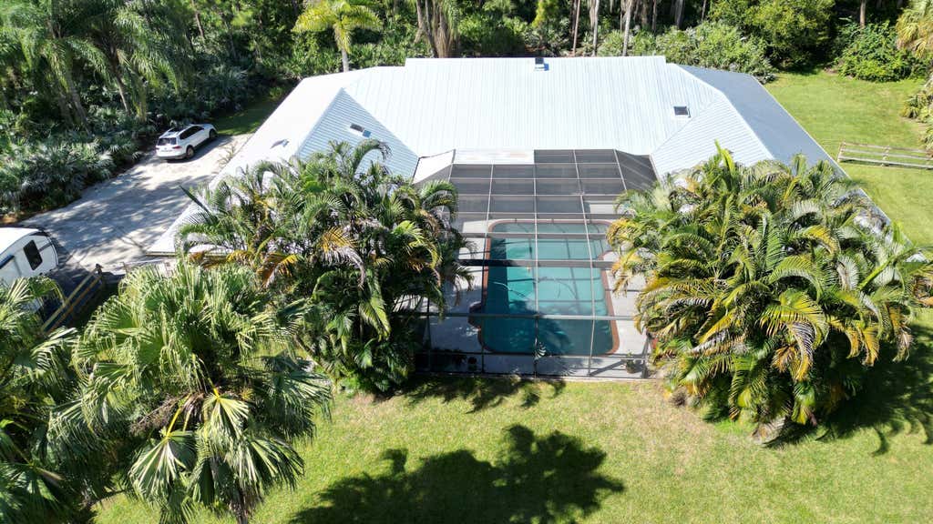 Photo of 4421 SW Laurel Oak Terrace, Palm City, FL 34990 (MLS # R10950044)