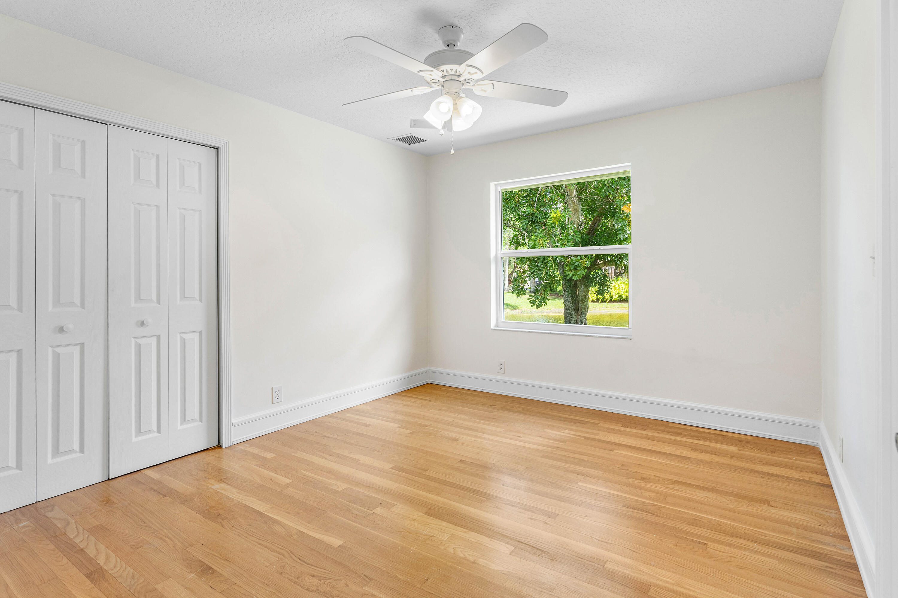 MEADOW RUN - Residential