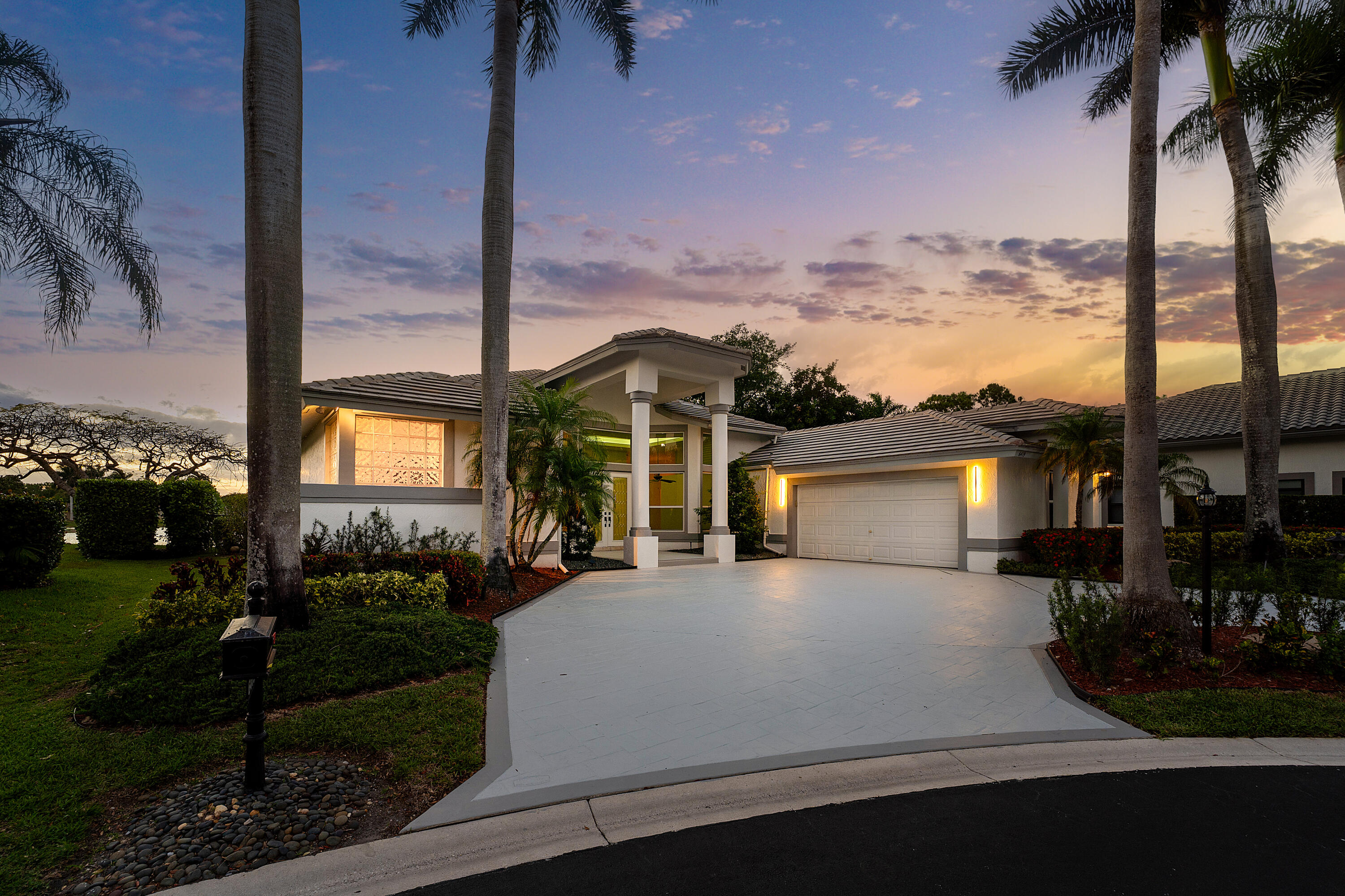 MEADOW RUN - Residential