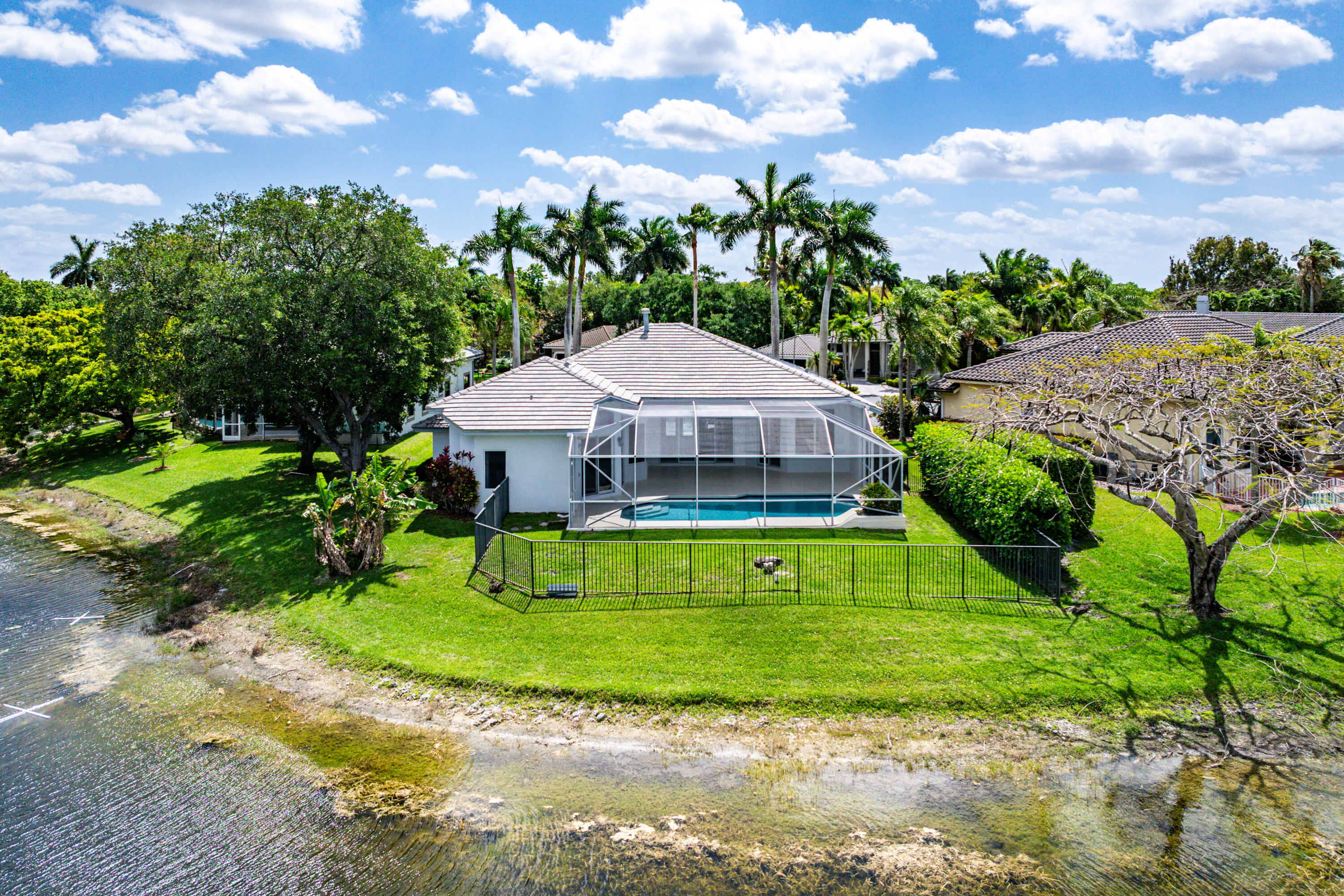 MEADOW RUN - Residential