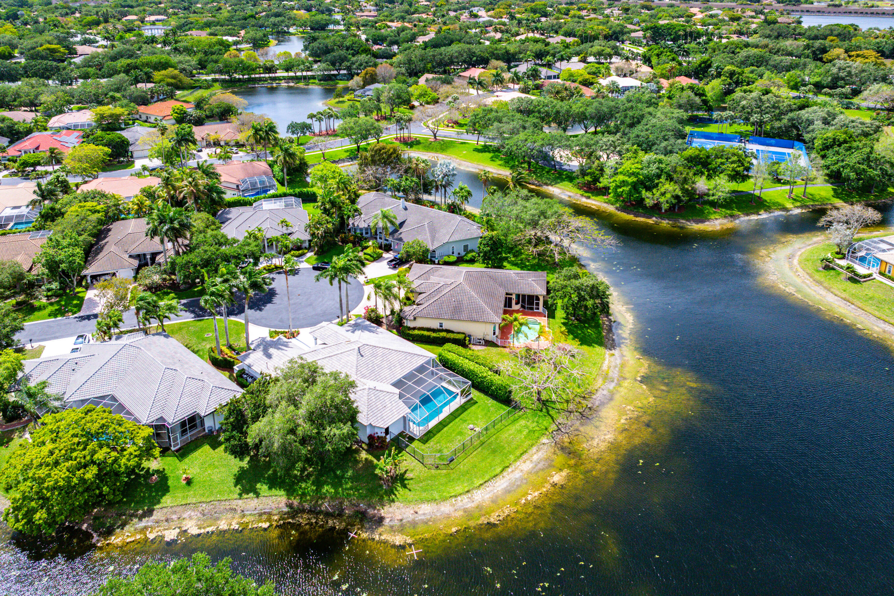 MEADOW RUN - Residential