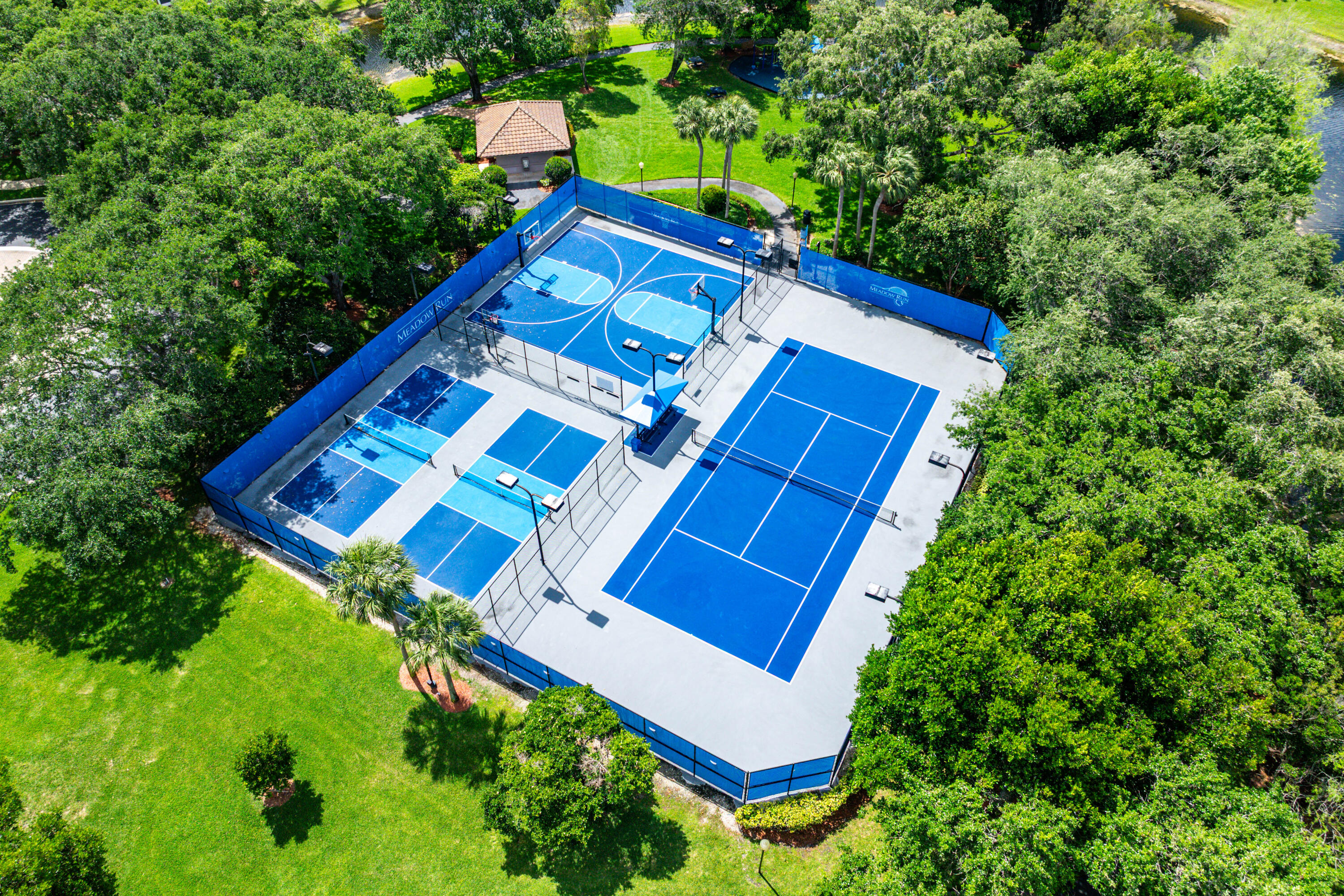 MEADOW RUN - Residential