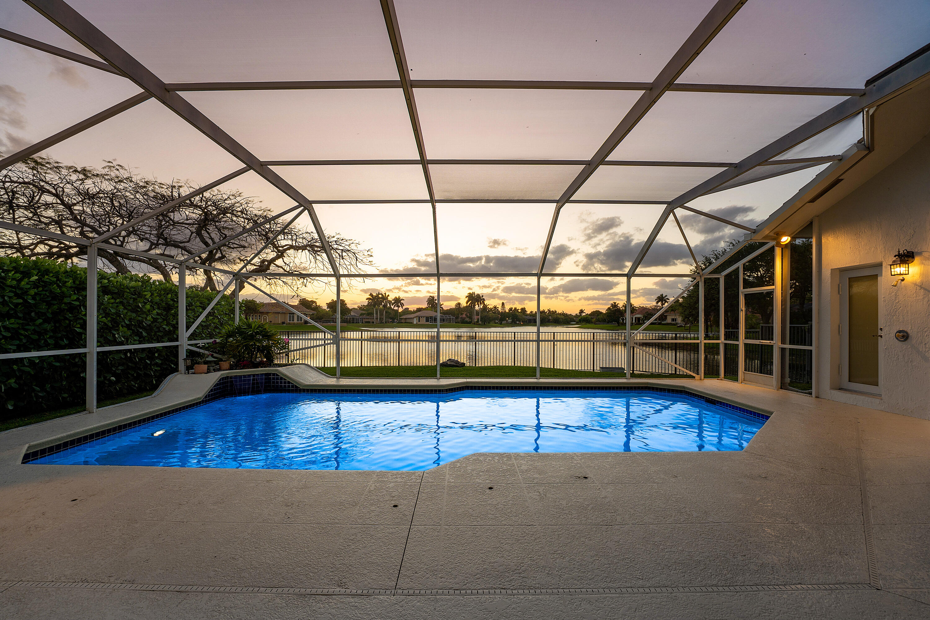 MEADOW RUN - Residential