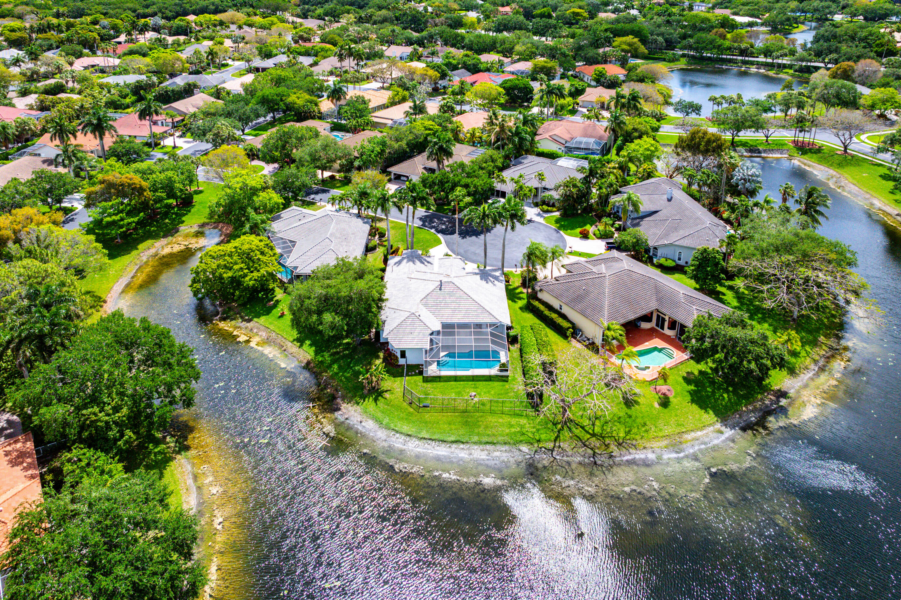 MEADOW RUN - Residential