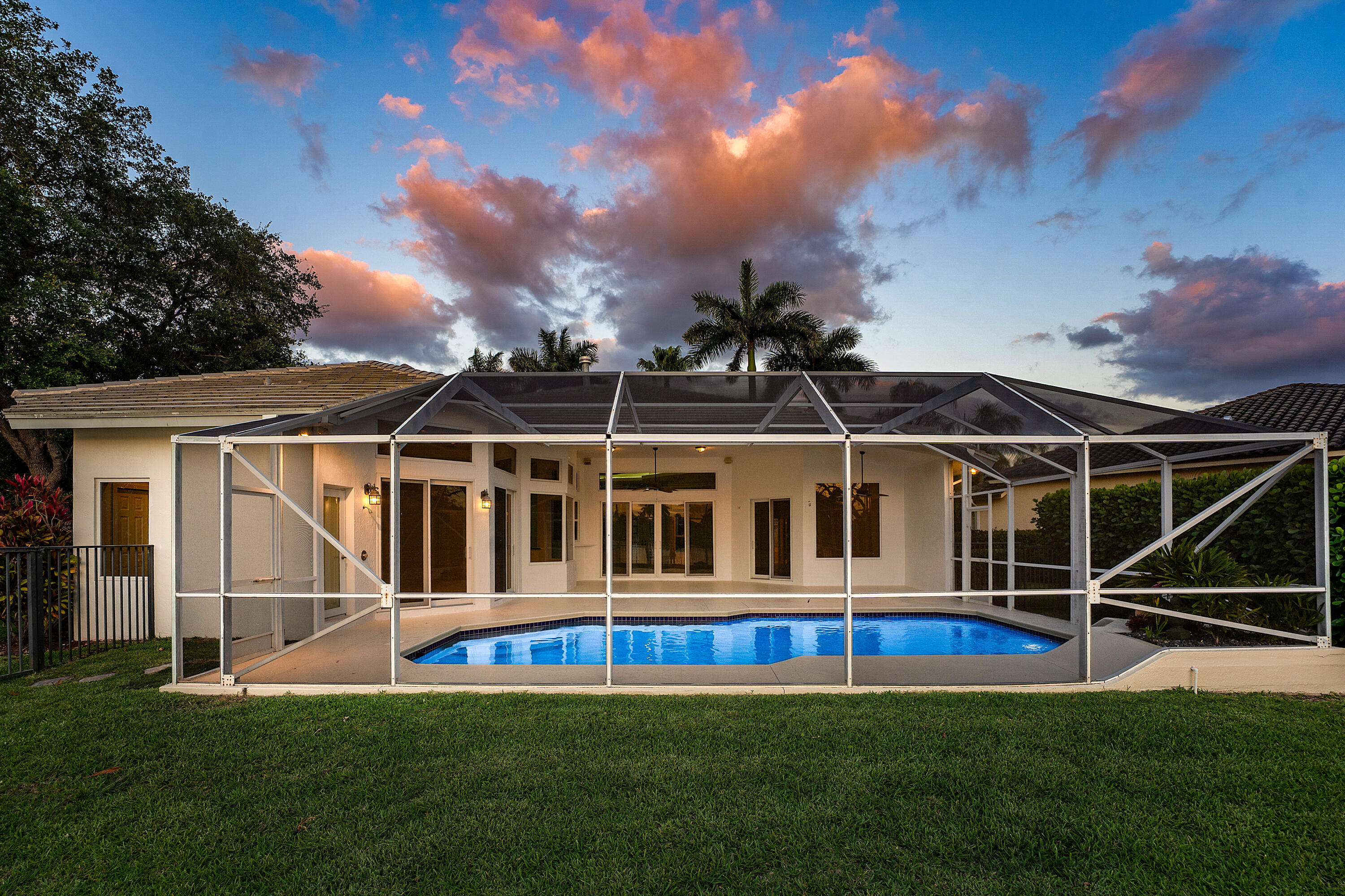 MEADOW RUN - Residential