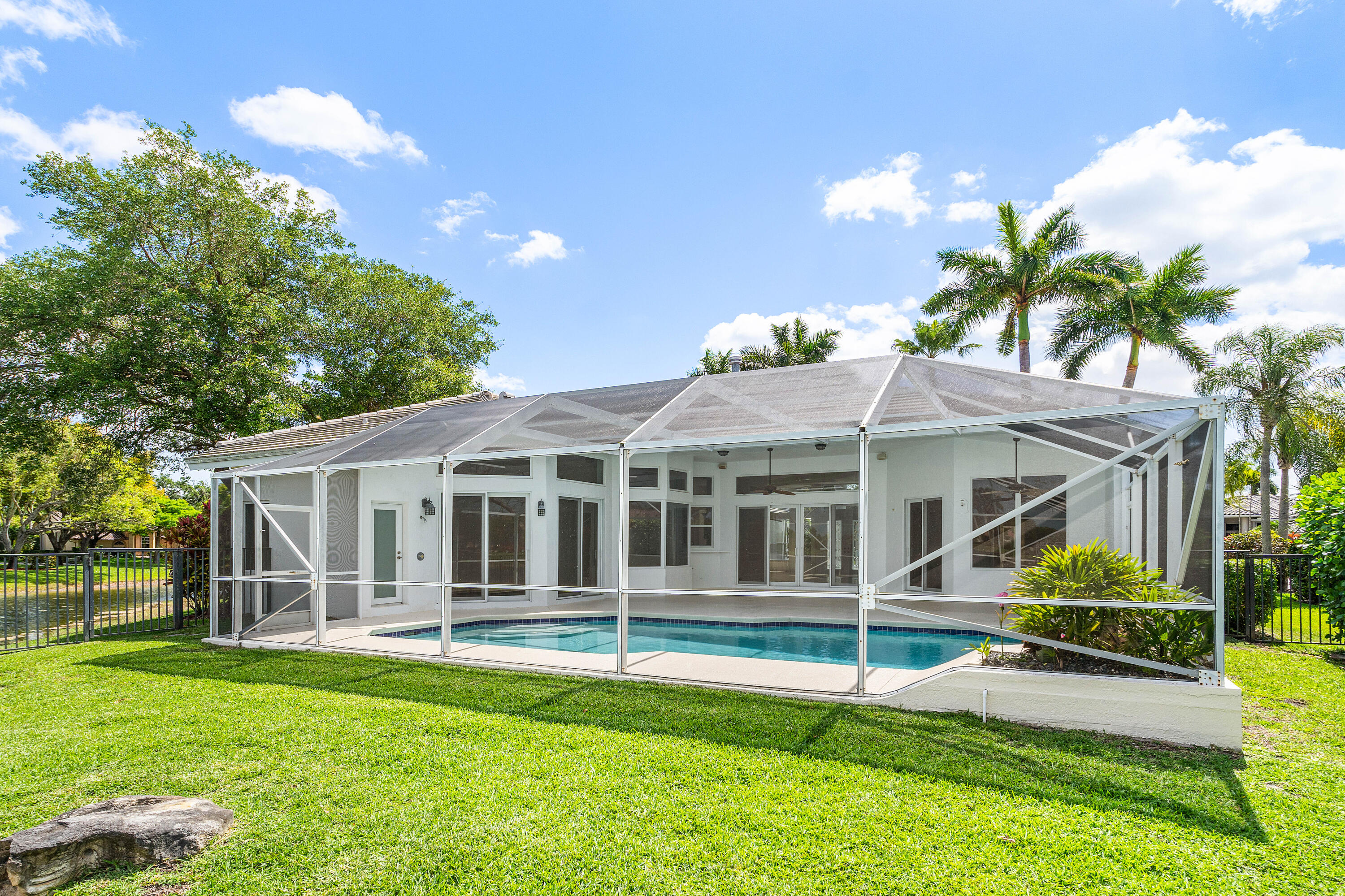 MEADOW RUN - Residential