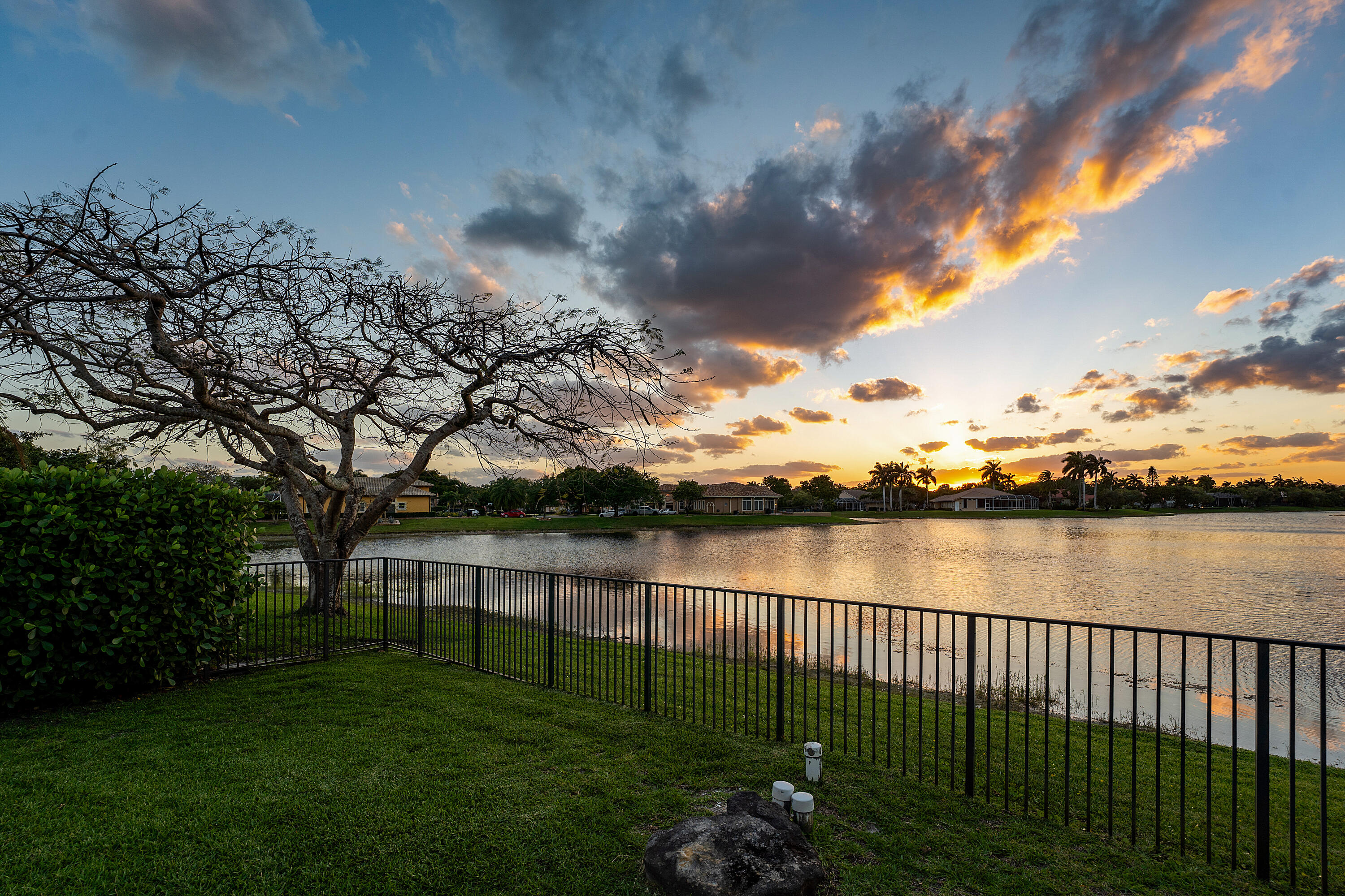 MEADOW RUN - Residential