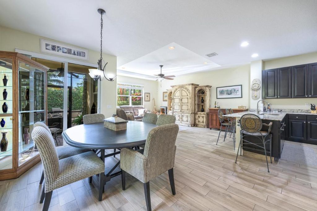 Photo of 4763 Cadiz Circle, Palm Beach Gardens, FL 33418 (MLS # R10972501)