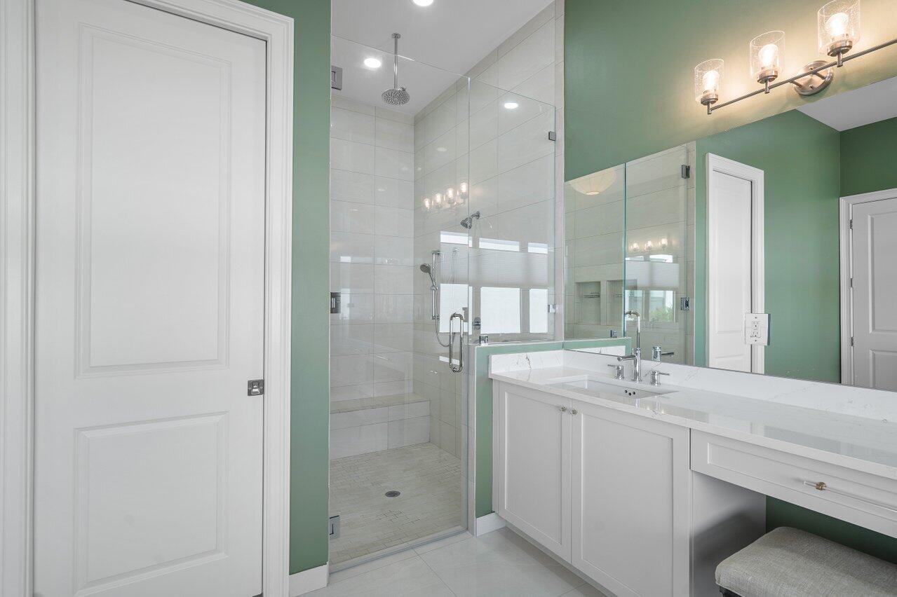 Valencia Grand - Residential