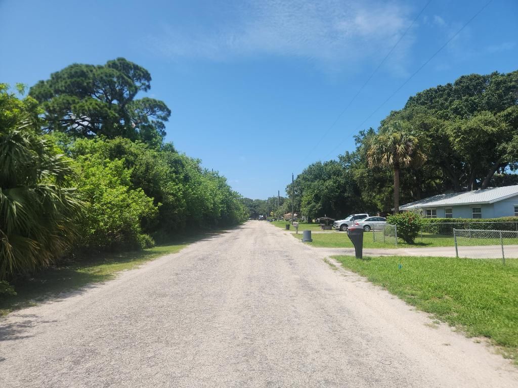 Photo of Tbd Mohawk Avenue, Fort Pierce, FL 34946 (MLS # R10998145)