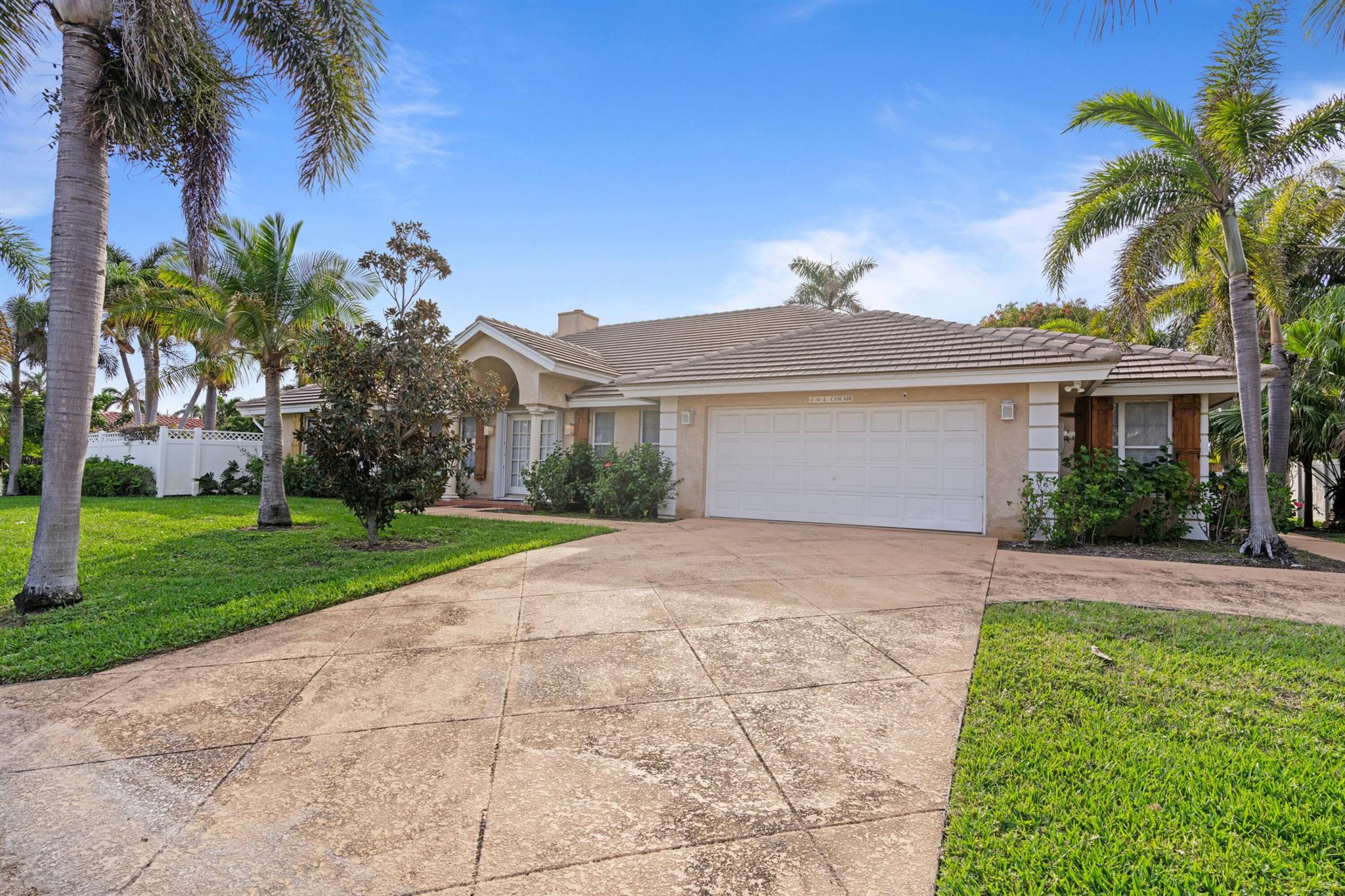 201 Cascade Lane