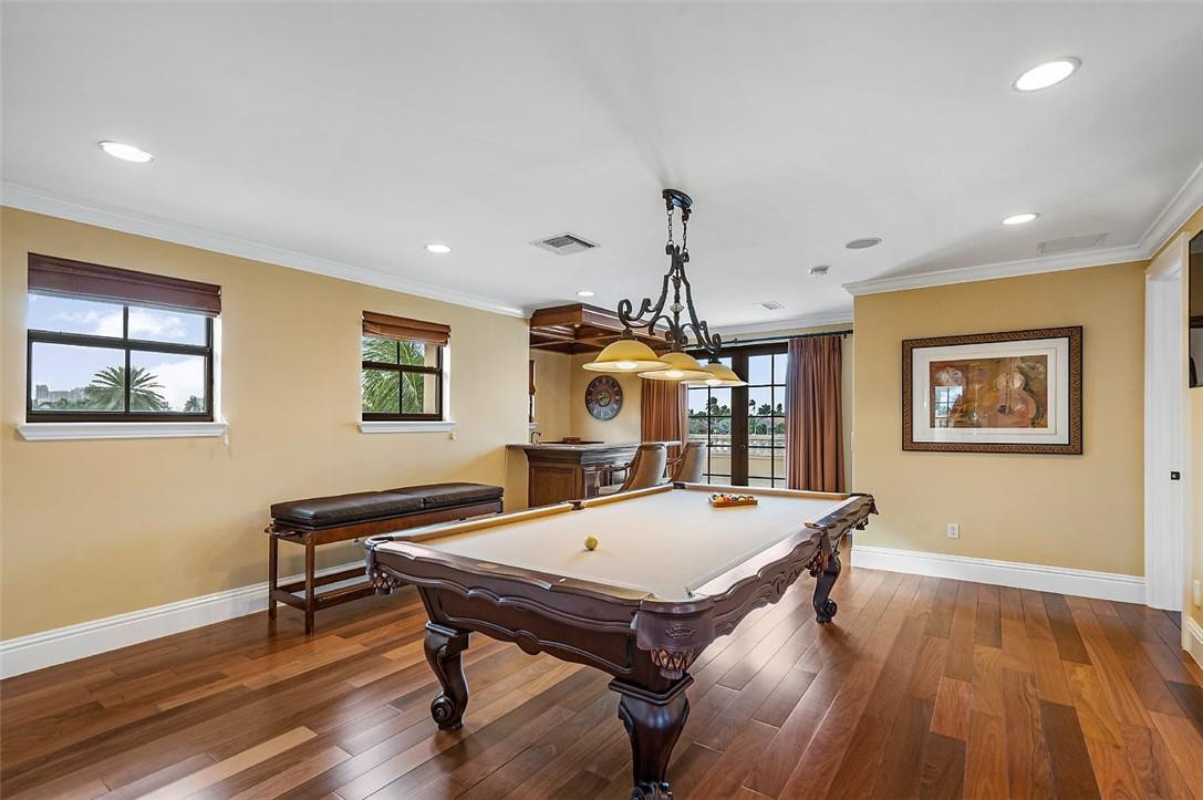 Riviera 6-17 B - Residential