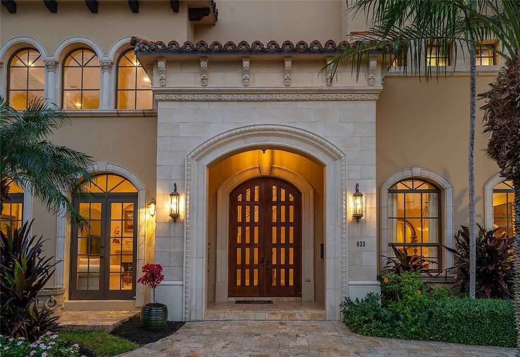 Riviera 6-17 B - Residential