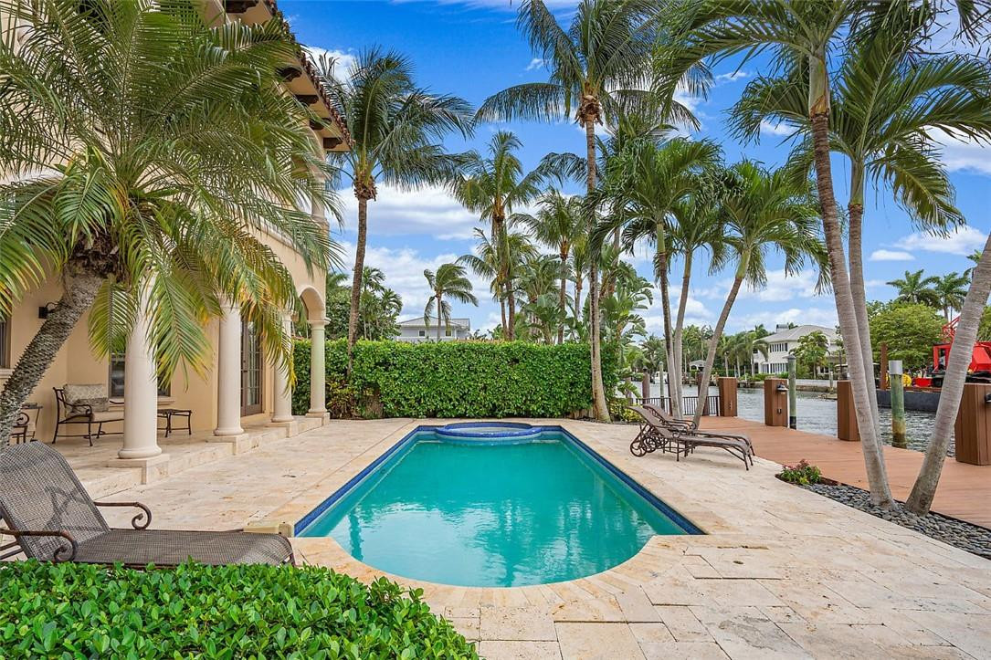 Riviera 6-17 B - Residential